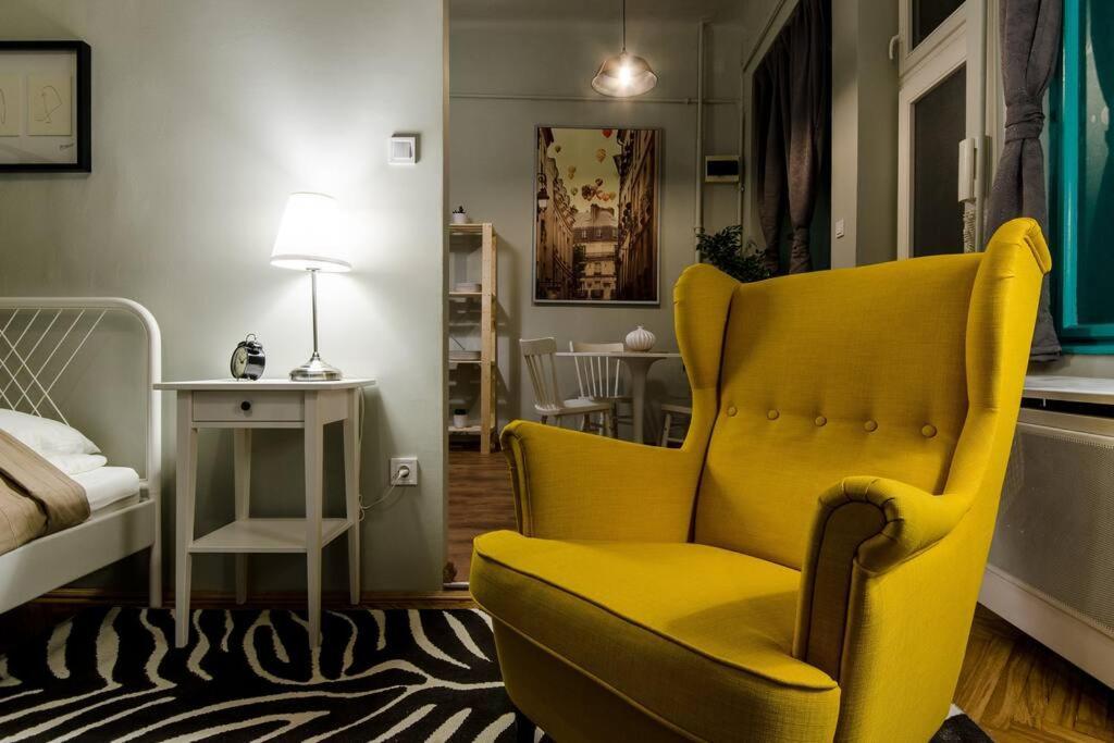 Cosy Apartment In Party District K30 Budapest Bagian luar foto