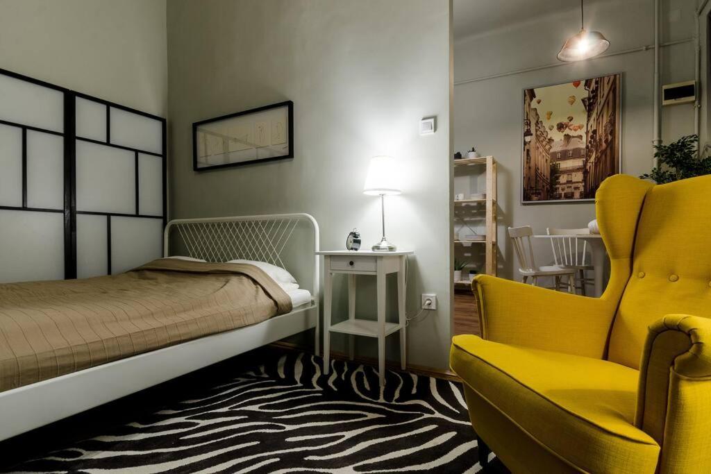 Cosy Apartment In Party District K30 Budapest Bagian luar foto